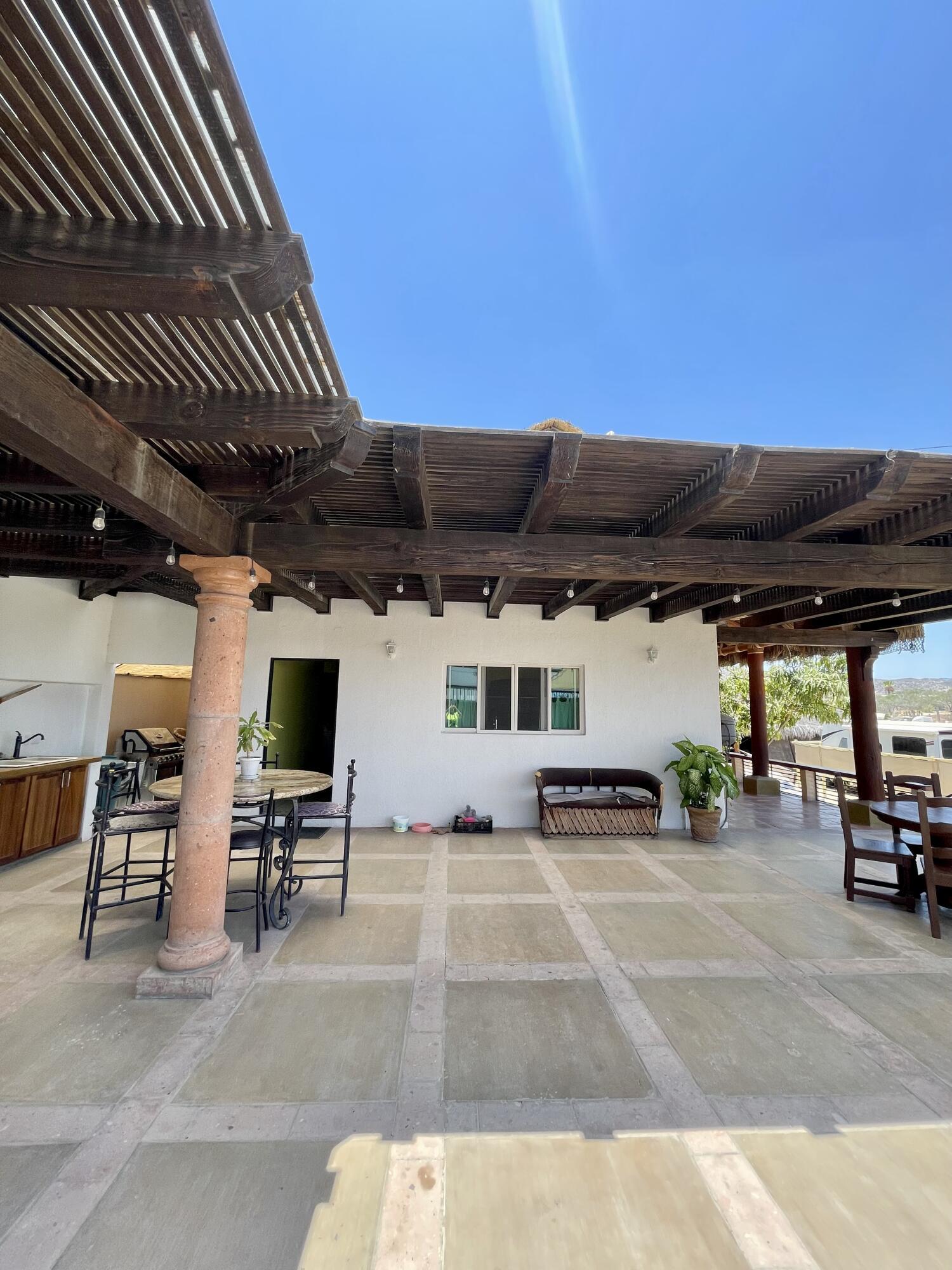 Los Compadres, Centro, Casa Los Compadres, East Cape