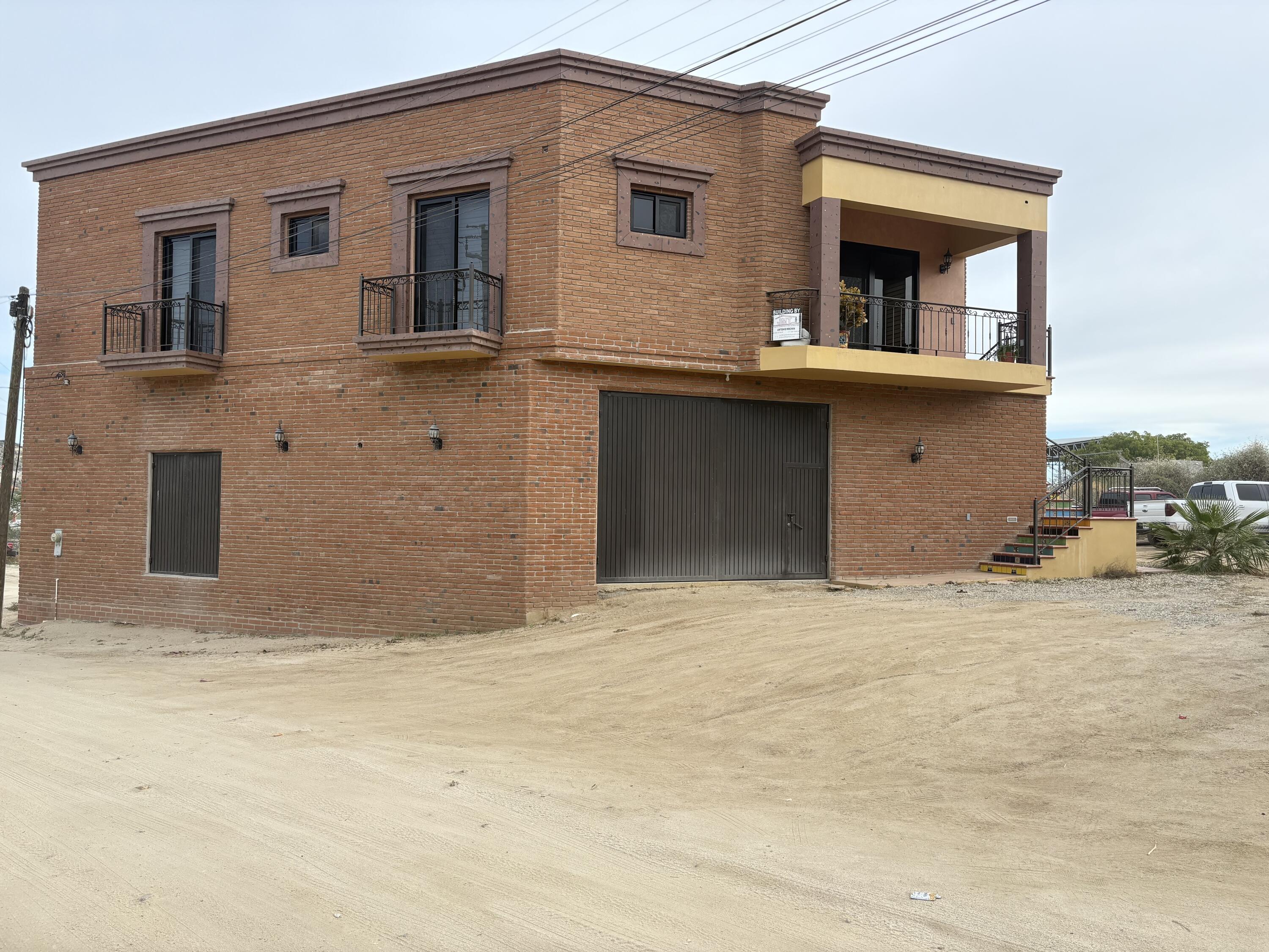 Colonia Estrella, Los Barriles, Casa Ladrillo, East Cape