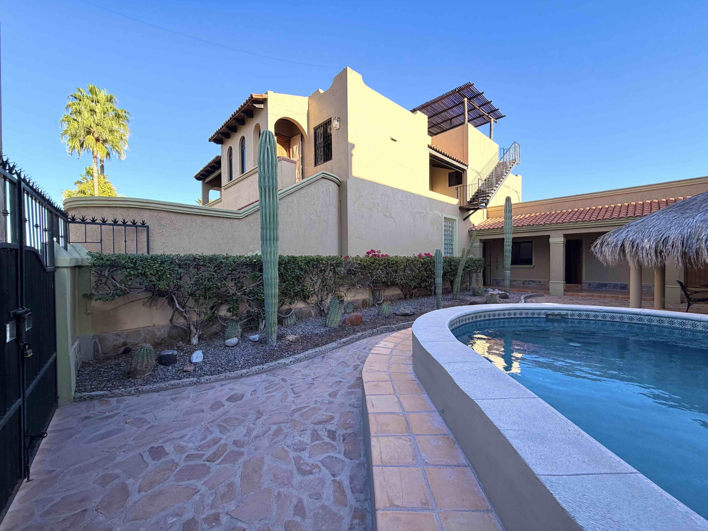 Calle Rosendo Robles, Casa Rosendo Robles, Loreto