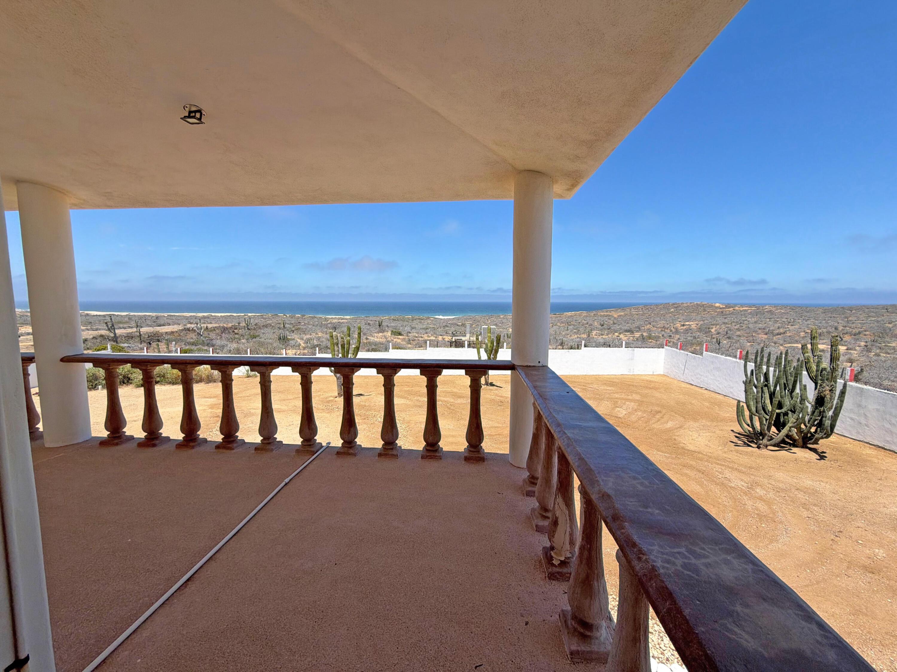 Casa Vista Migriño, Pacific
