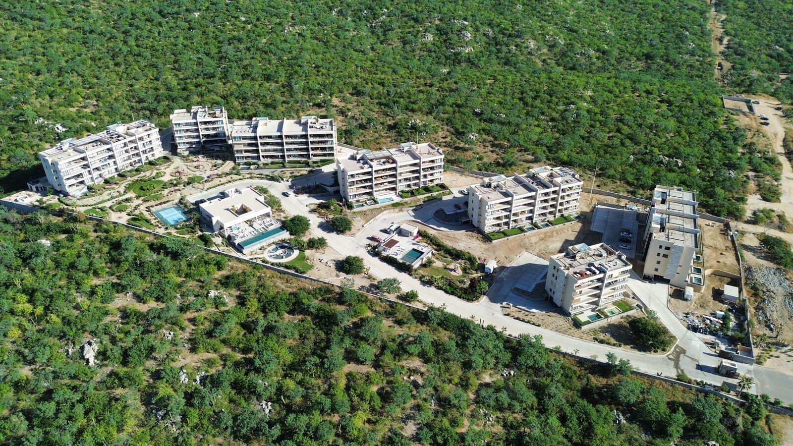 Camino Solaria, Solaria, Cabo Corridor