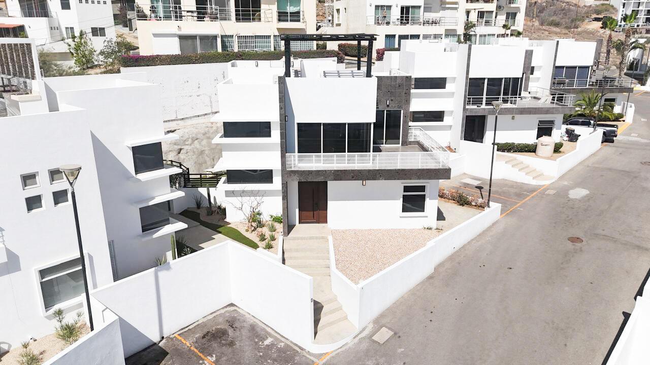 Libertad, Casa 5 San Charbel, Cabo San Lucas
