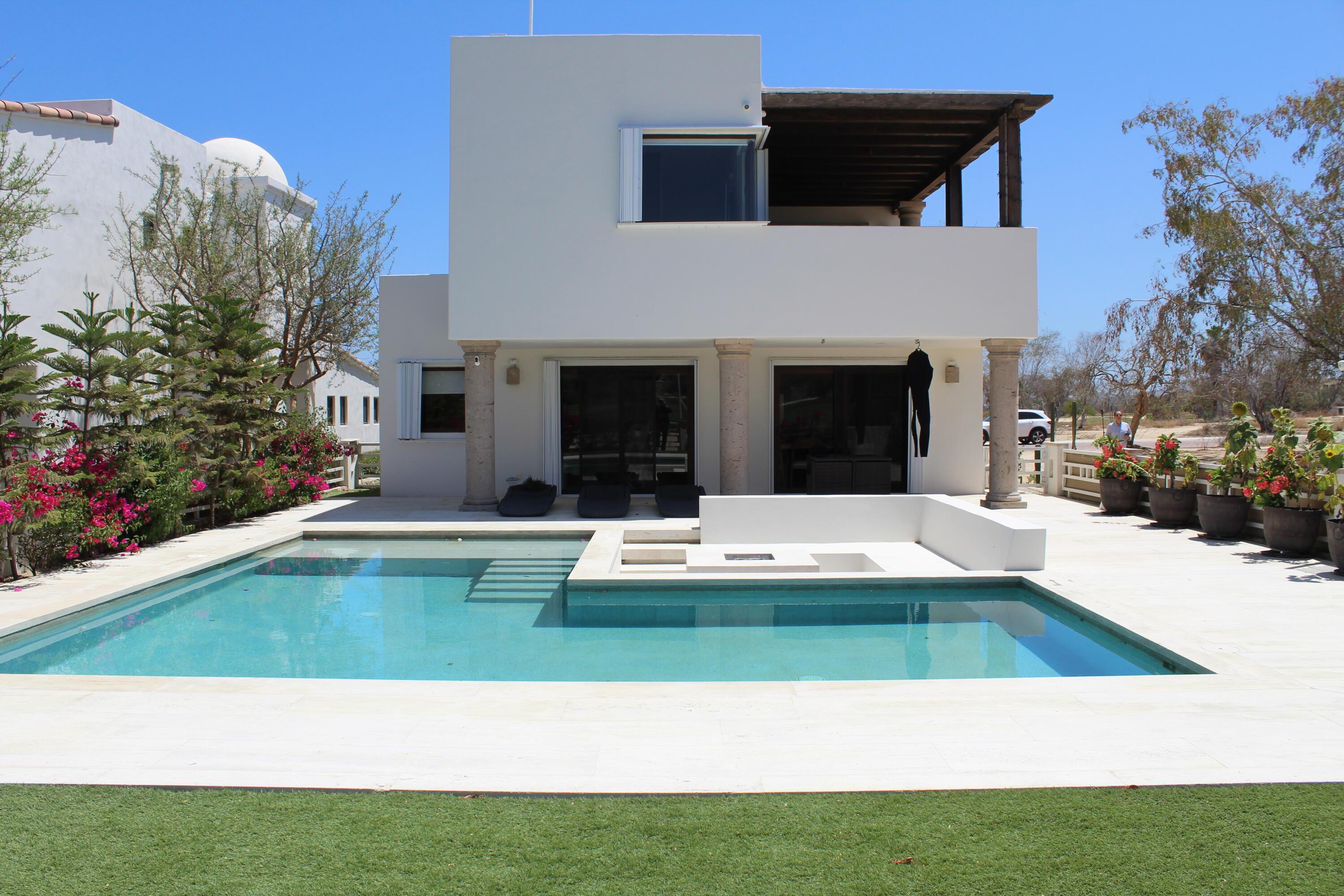 542 C. Palo Blanco, Villa Palo Blanco, Cabo Corridor