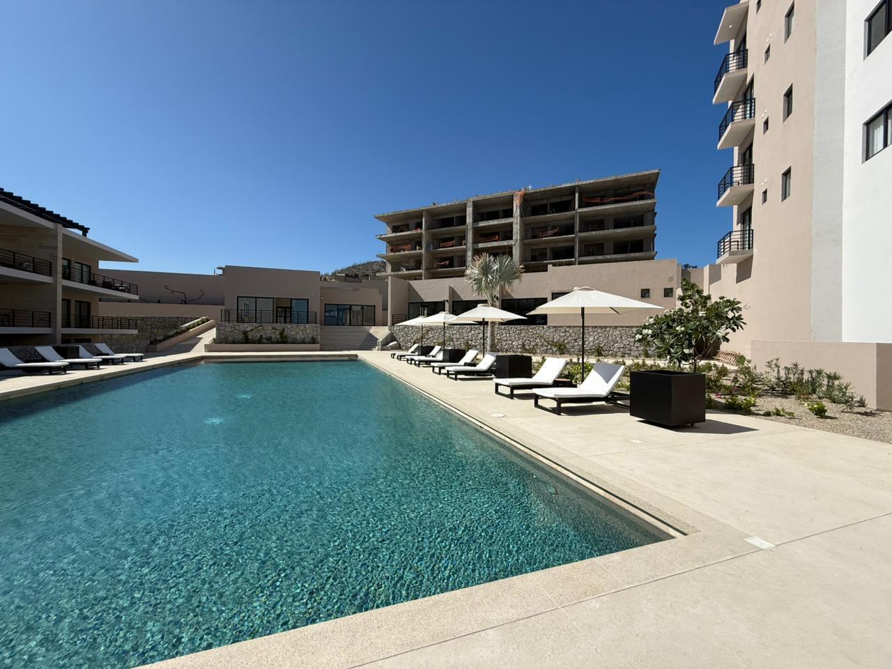 2 Bed Tower G Salomon De La Cruz, Tramonti Paradiso, Cabo Corridor