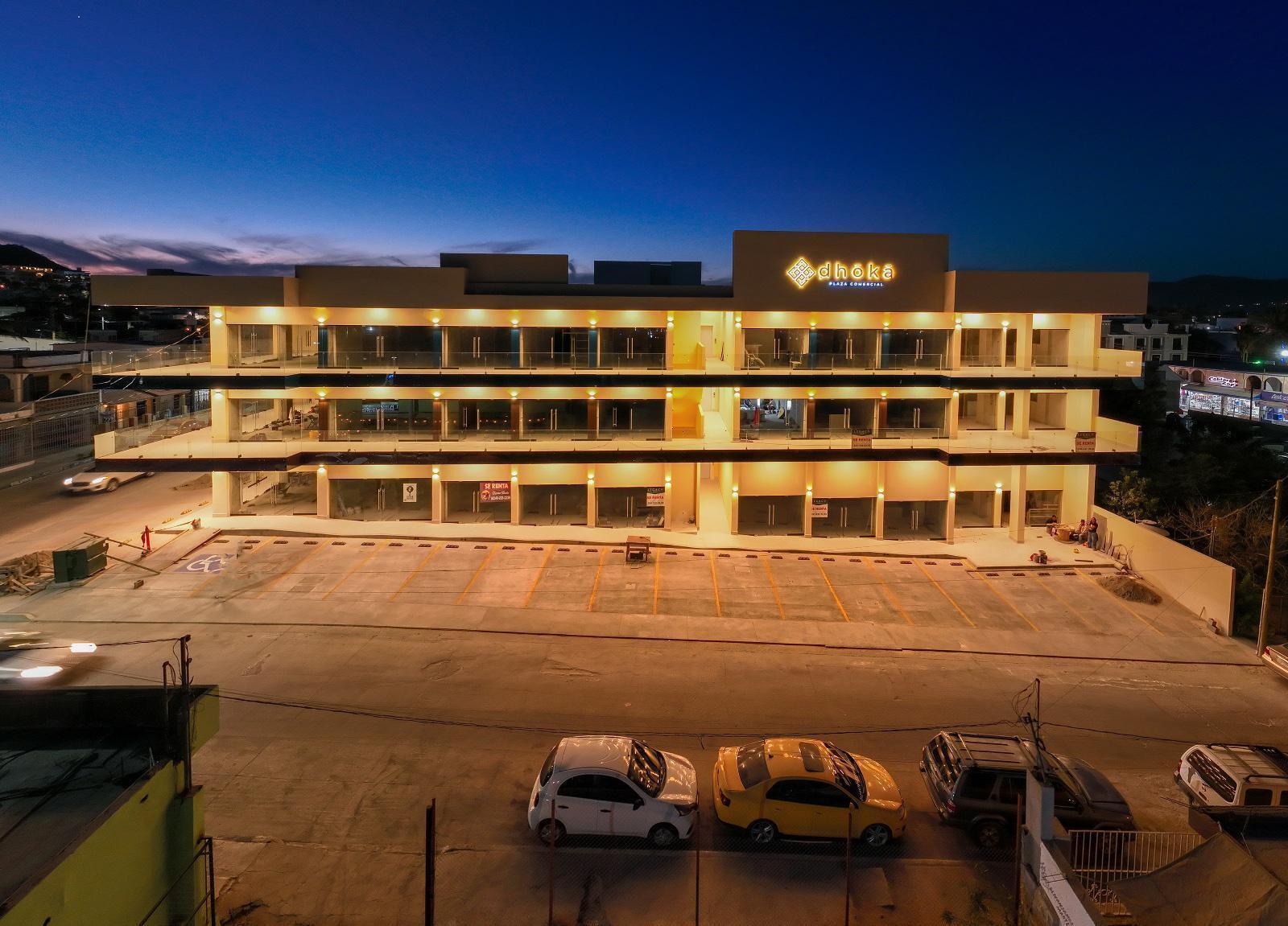 Plaza Dhoka, Cabo San Lucas