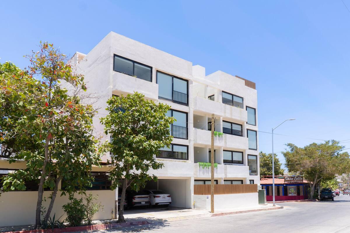 L-2 Calle Ninos Heroes, Hotel Colmena, Cabo San Lucas