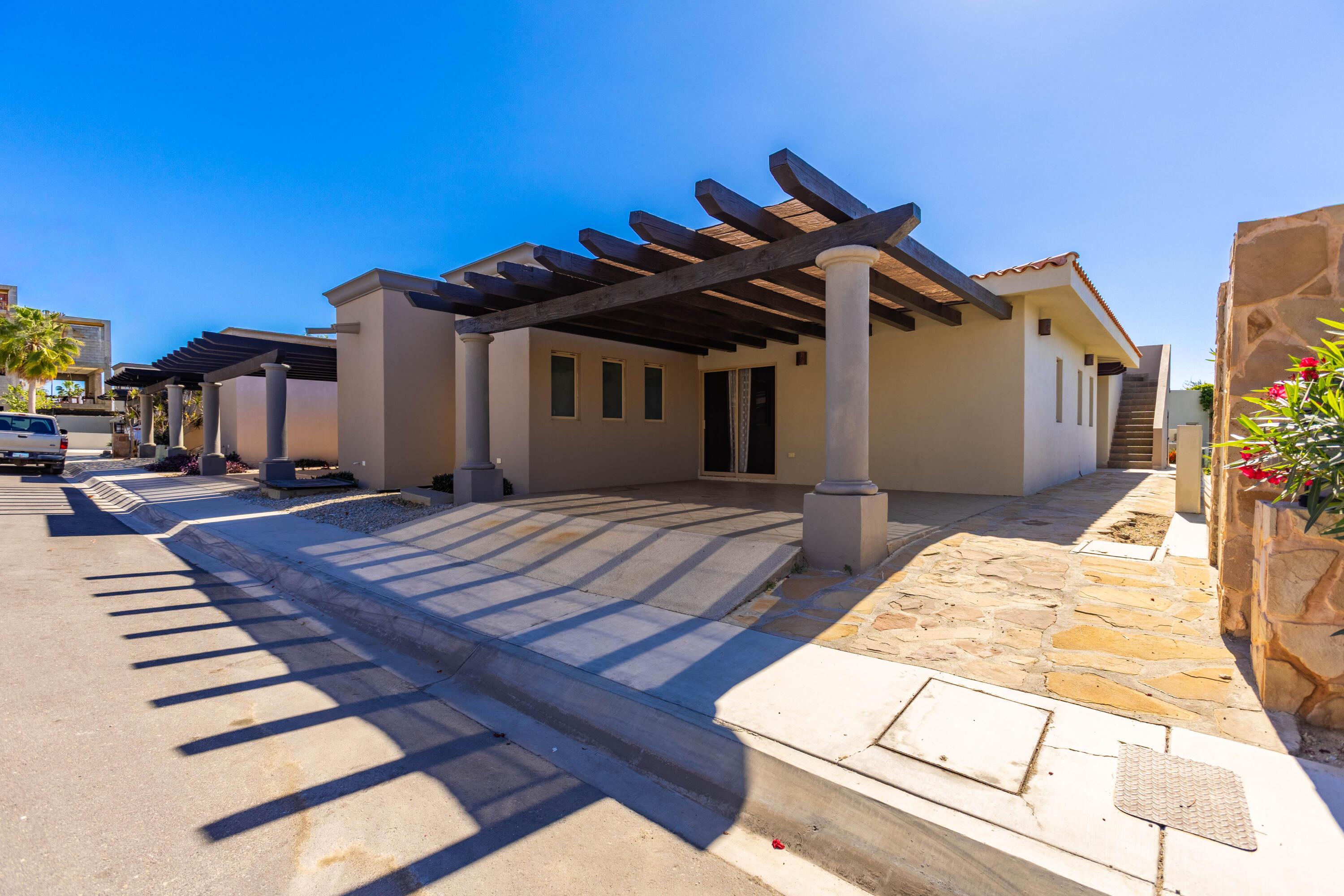 Single Level Corner Home, With Rooftop Ocean & City View, Cabo Corridor
