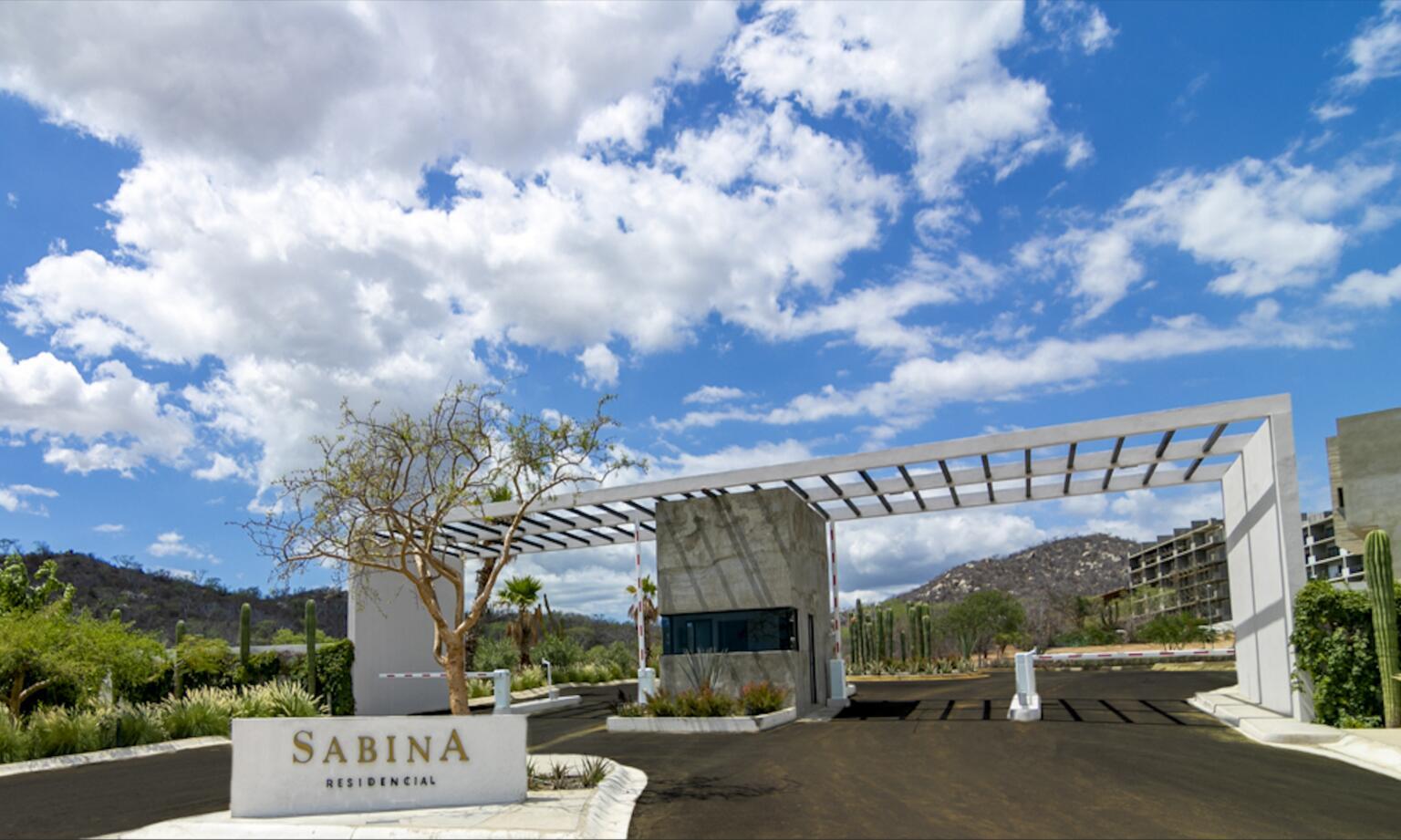 Sabina, Cabo Corridor