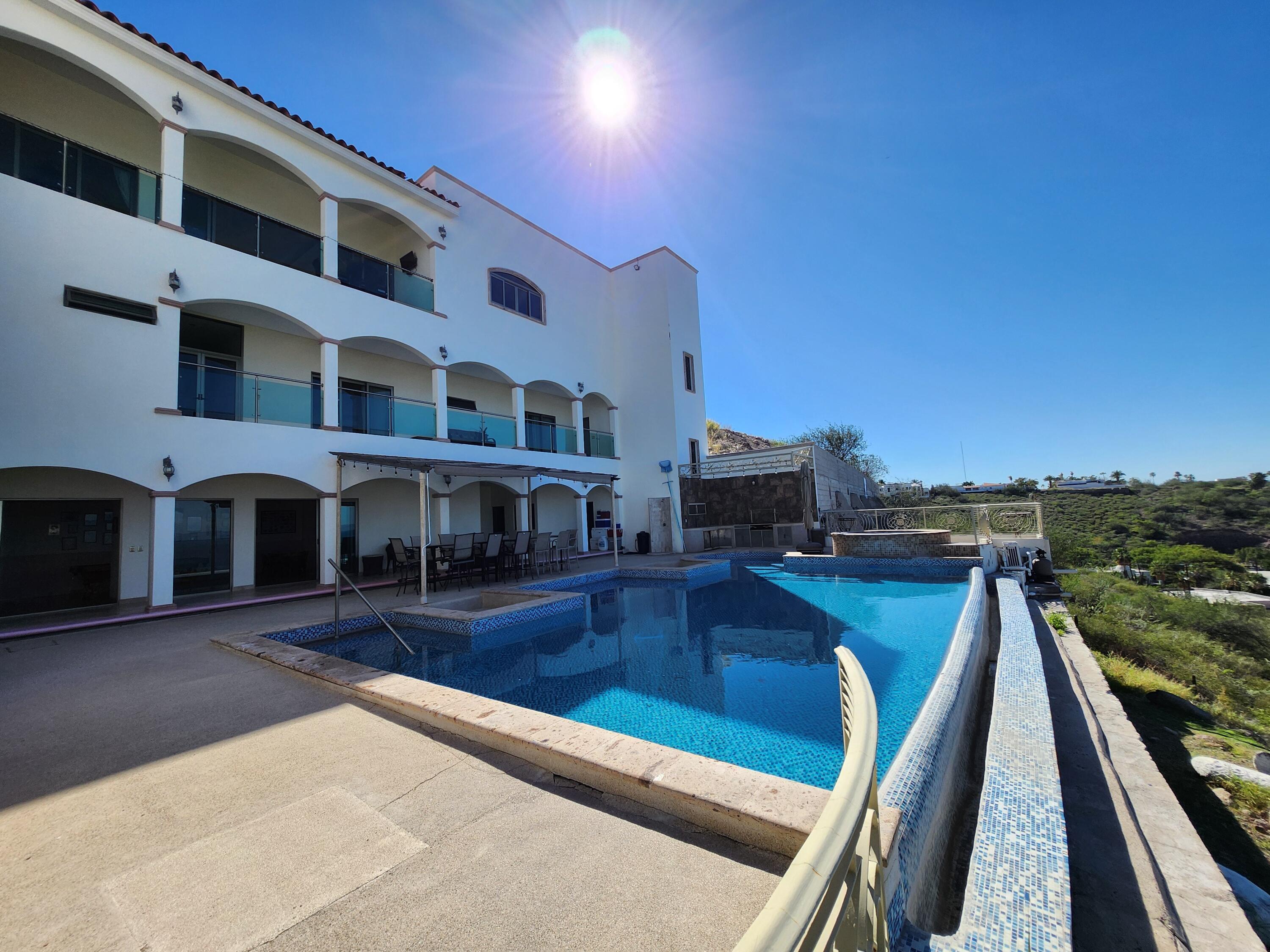 295 Bahia De La Ventana, Real De Palmira Villa, La Paz