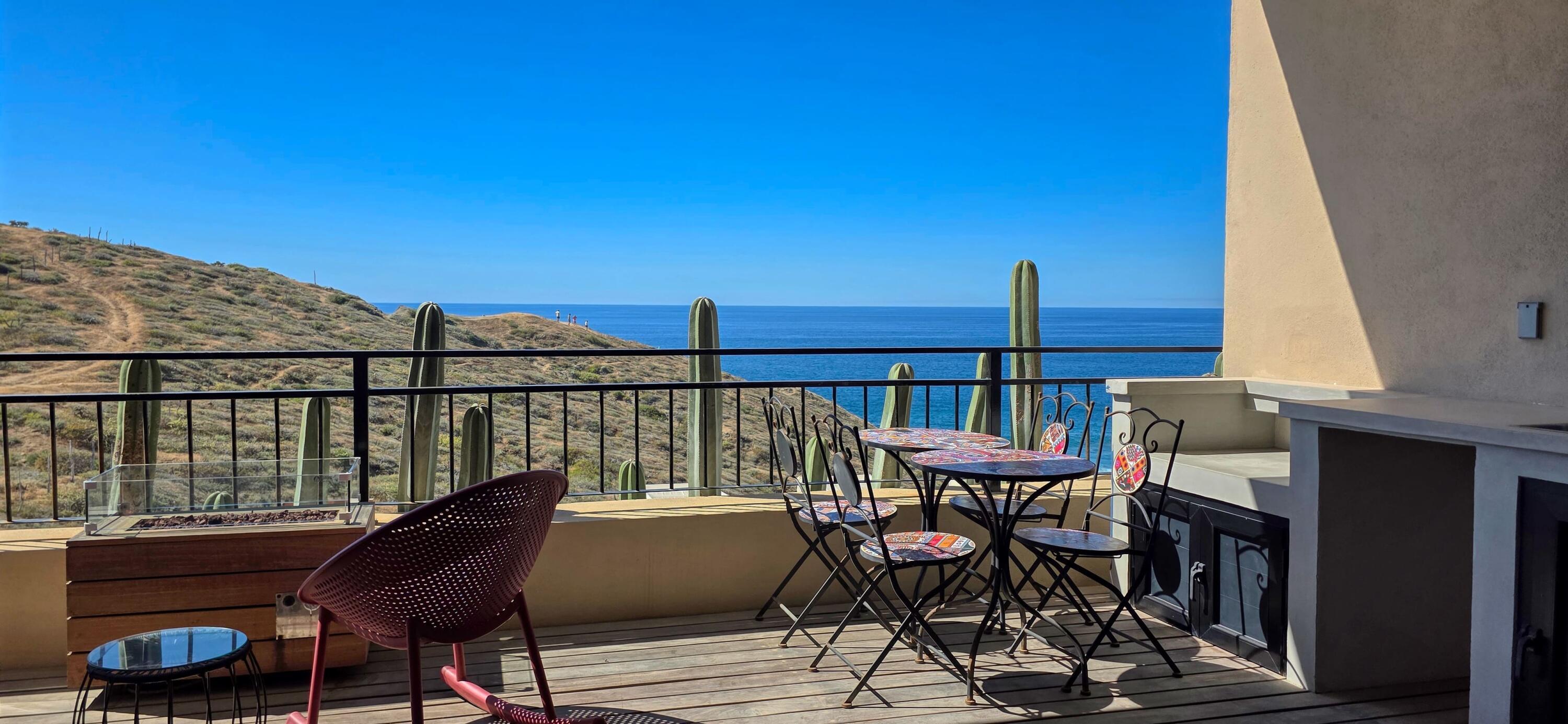 El Gavilan Villas, Pacific