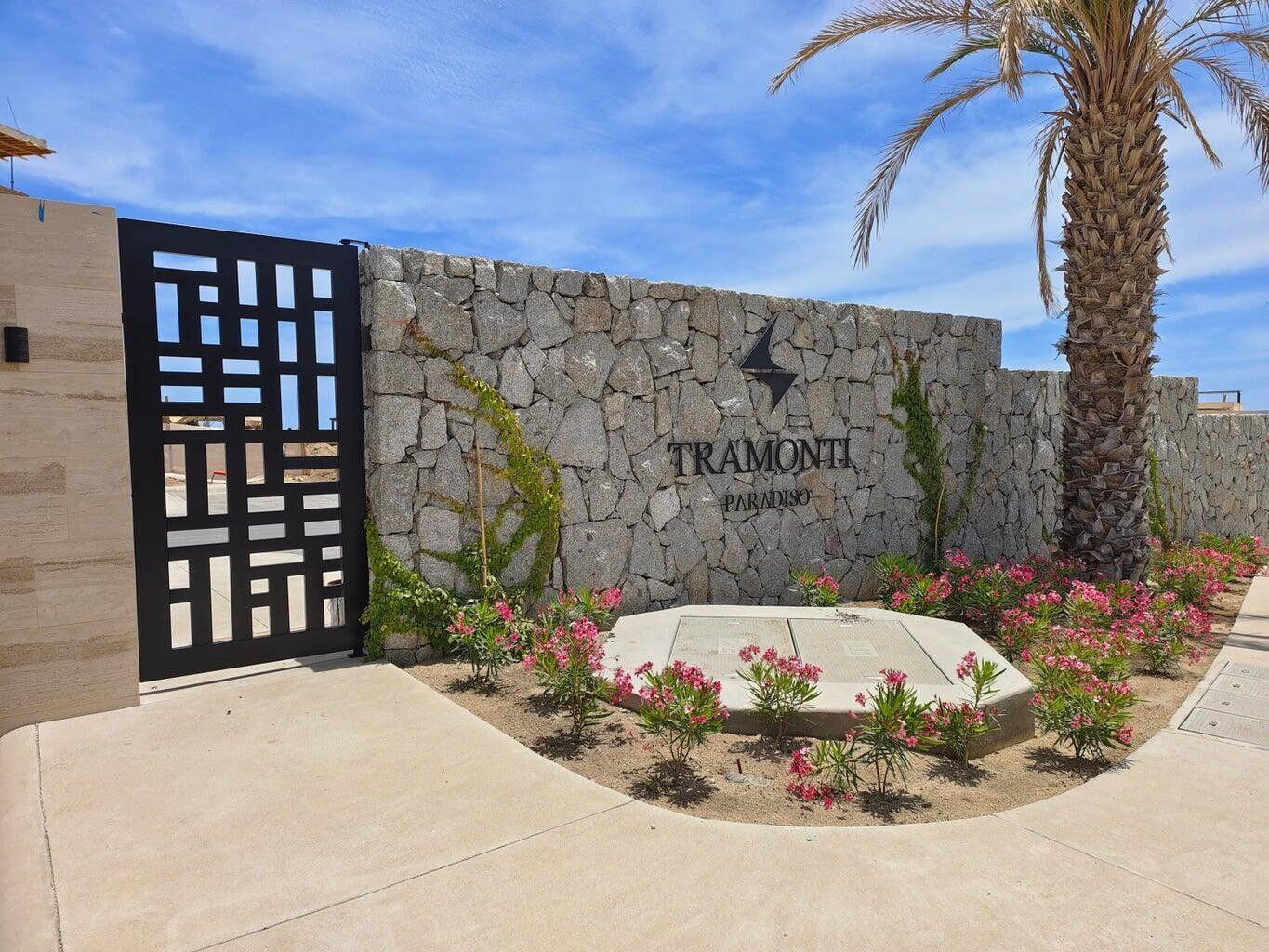 Salomon De La Cruz Perez, Tramonti Paradiso, Cabo Corridor