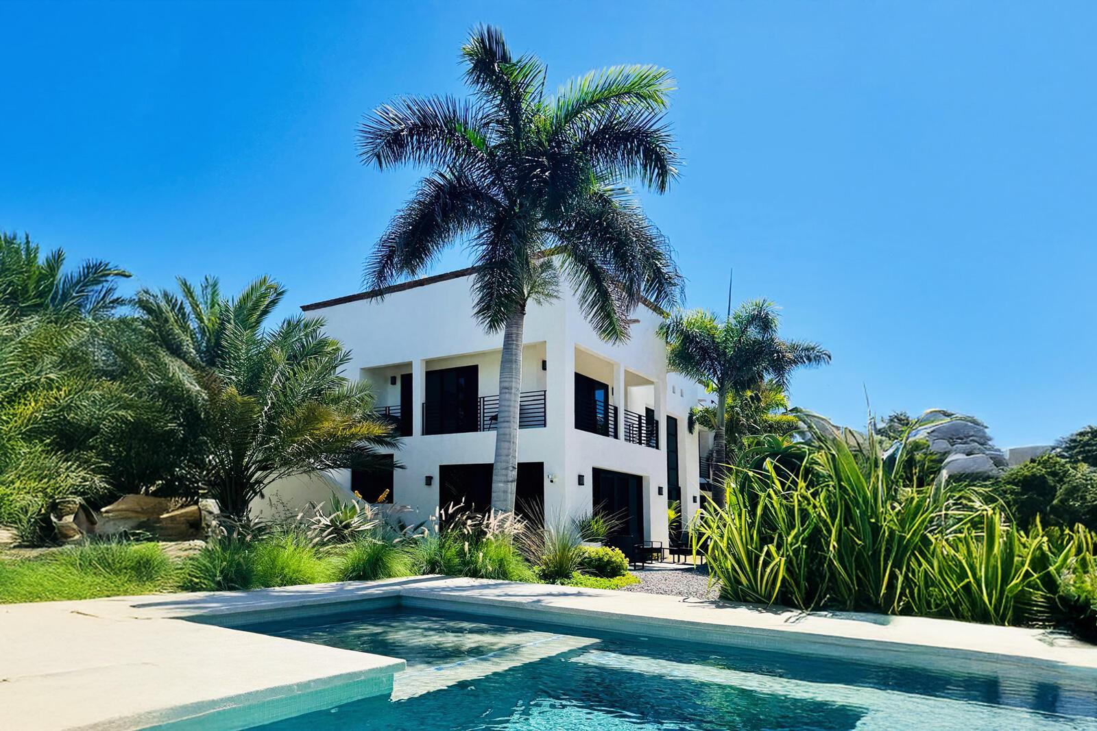 Casa Jardin Azul, Pacific