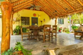Rio Baises, Villa Ballena, Pacific