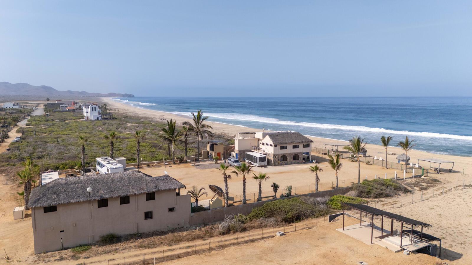 South Cerritos, Cerritos Beach Palace, Pacific