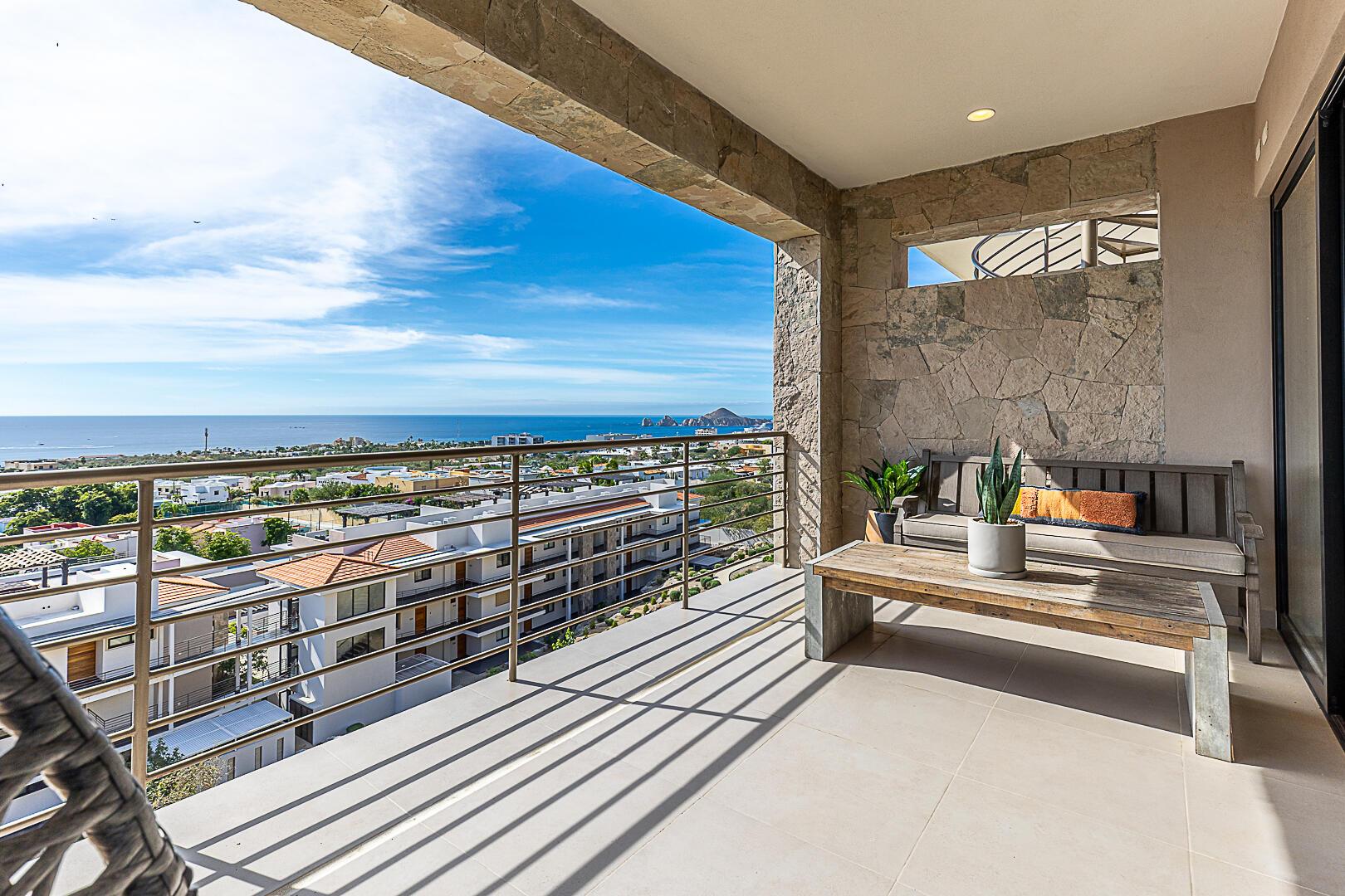 Penthouse Moreli, Oceanview Tramonti Turnkey, Cabo Corridor