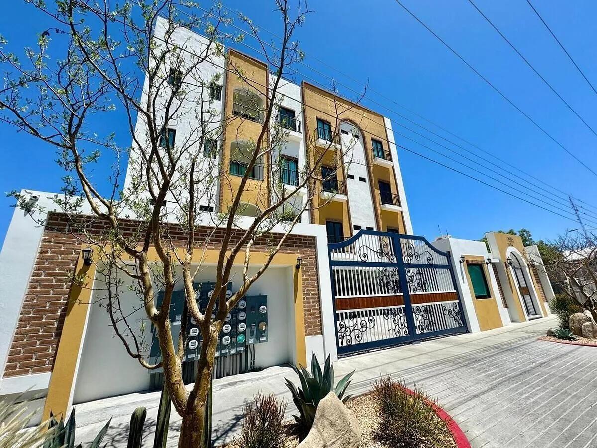 Ignacio Ramirez, Condo Bayview Rosales Ii, La Paz