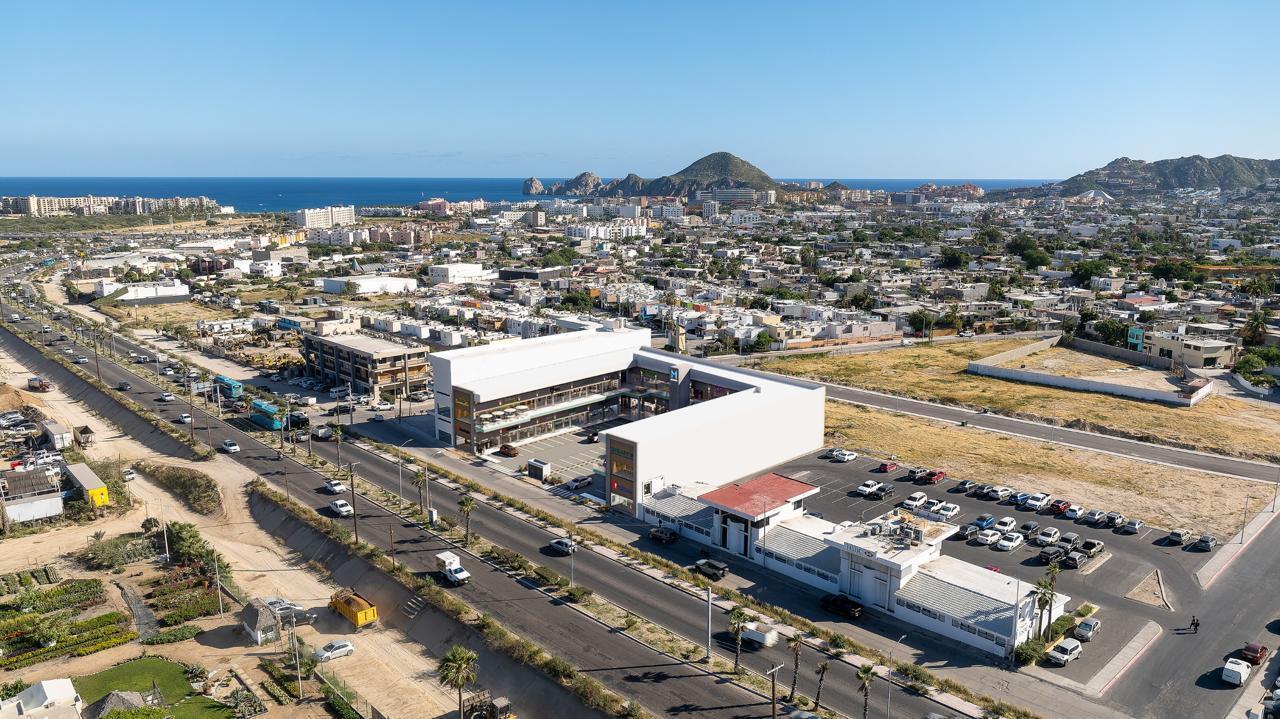 Local 4, Plaza Magnus, Cabo San Lucas