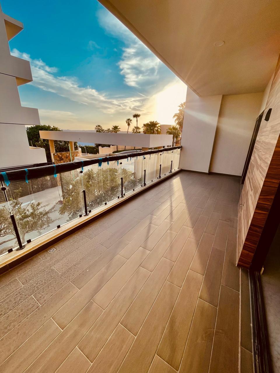 2nd Floor Whit Great Views, 2 Bed Large Balcony, Cabo Corridor